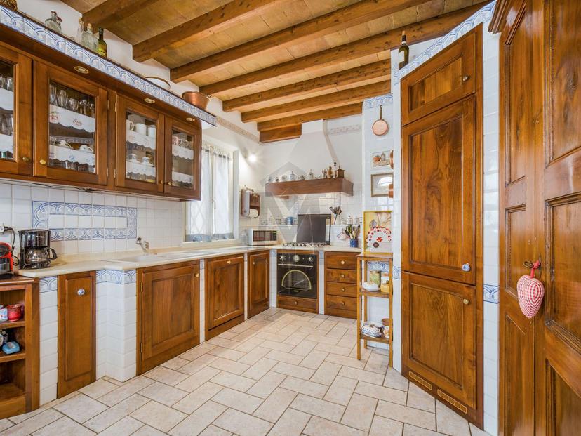 Villa unifamiliare in Viale Umberto Primo 60, Reggio nell'Emilia — foto 3 di 5
