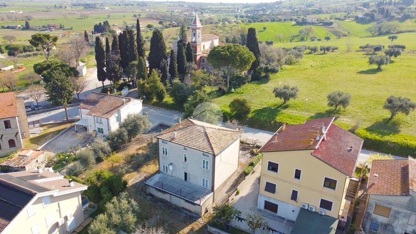 Casa indipendente in Contrada San Girio, Potenza Picena — foto 2 di 5