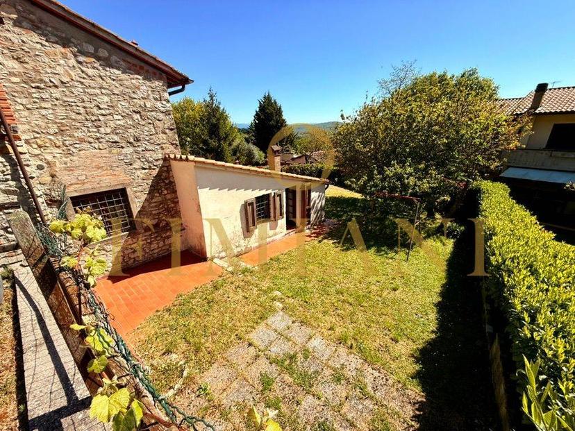 Casa colonica in Via Montemaggiore, Calenzano — foto 2 di 5