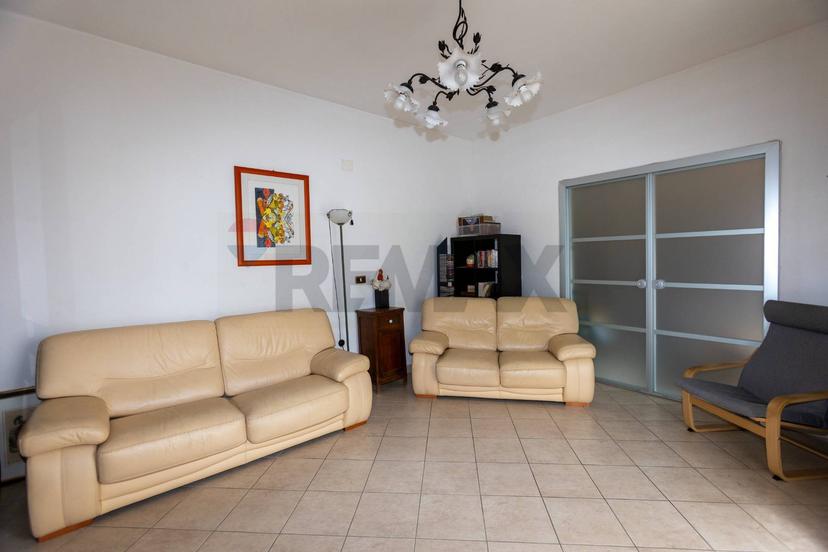 Appartamento in Via XXV Aprile 13, Monte Roberto — foto 2 di 5