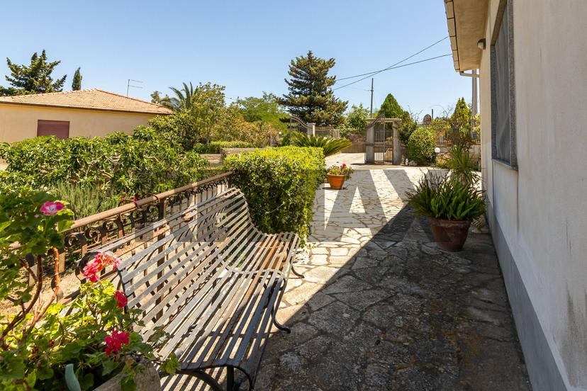 Villa in Via Rosario Pitrelli 48, Caltagirone — foto 3 di 5