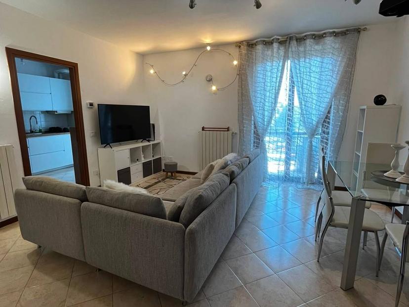 Trilocale in Via Antonio Vivaldi, Brembate di Sopra — foto 4 di 5