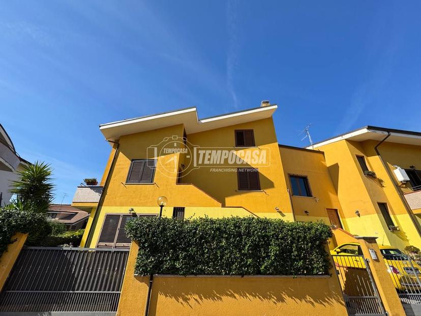 Villa a schiera in Via Antonella d'Aquino 50, Francavilla al Mare — foto 2 di 5