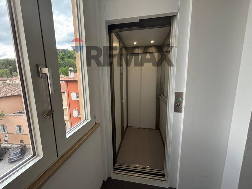 Appartamento in Piazza Medaglie d'Oro 7, Nocera Umbra — foto 5 di 5
