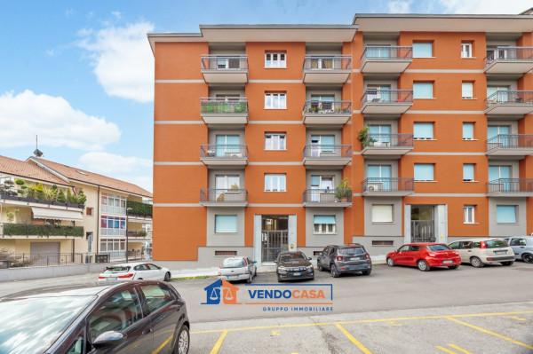 Trilocale in Via San Giovanni 12, Pinerolo