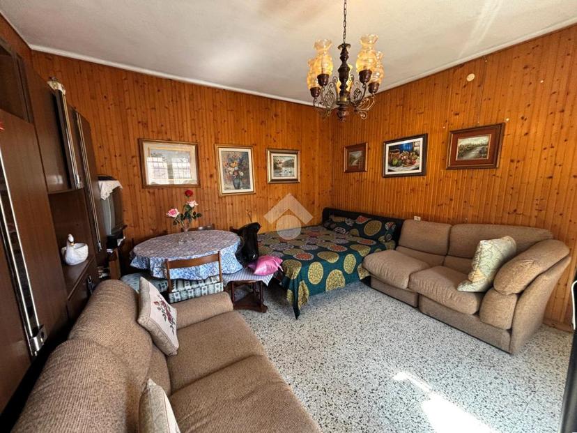 Casa indipendente in Via a. Diaz 139, Roncoferraro — foto 3 di 5