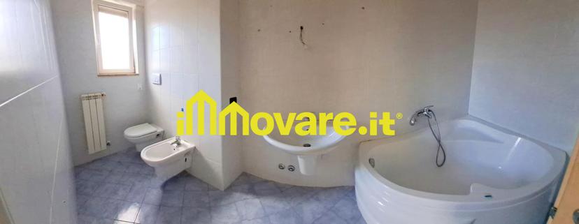 Trilocale in Via Giovanni Paisiello 12, Acquaviva delle Fonti — foto 3 di 5