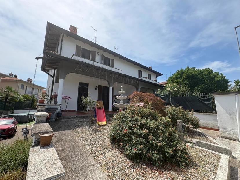 Villa in Via Aldo Moro  1, Robecco sul Naviglio — foto 4 di 5