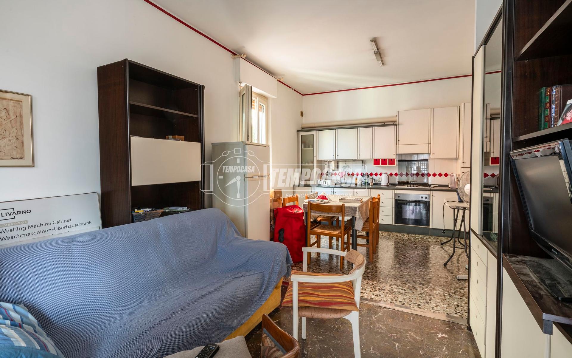 Trilocale in Via Magenta 2, Civitanova Marche