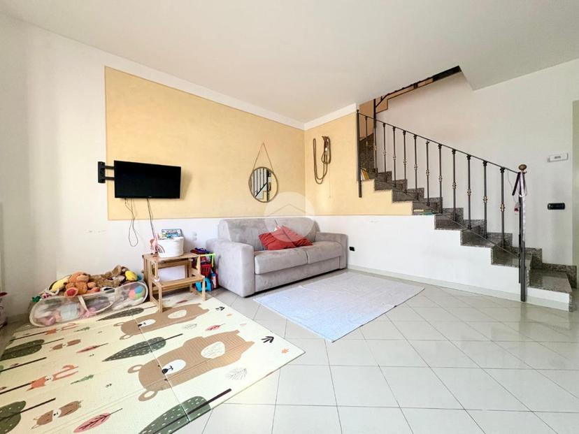 Casa indipendente in Via XX Settembre 1, Sesto ed Uniti — foto 3 di 5