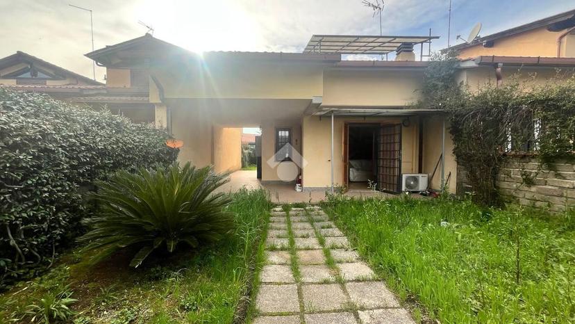Villa a schiera in Via di Monterosi 17, Trevignano Romano — foto 2 di 5