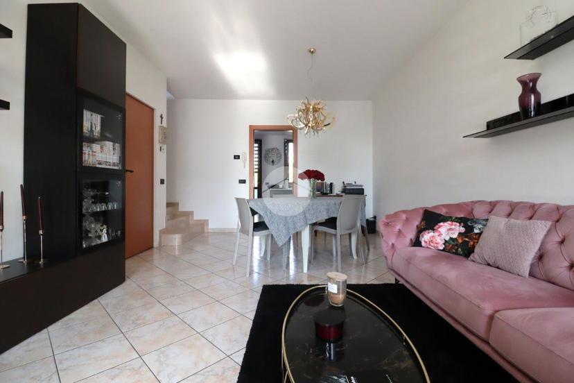 Villa in Via Don C. Galli 6, Castelbelforte — foto 5 di 5