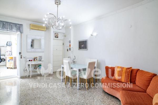Trilocale in Via Mare 65, Taranto