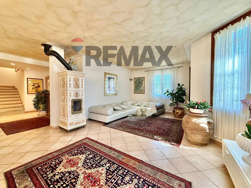 Villa in Via XXV Aprile 45, Paderno Ponchielli — foto 3 di 5