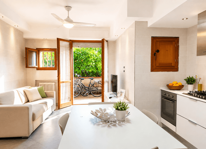 Villa a schiera in Via Pisa, Massa