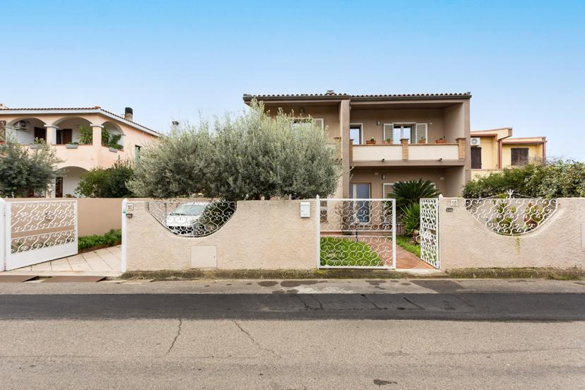 Quadrilocale in Via Eleonora d'Arborea, 20, Villa San Pietro — foto 3 di 5