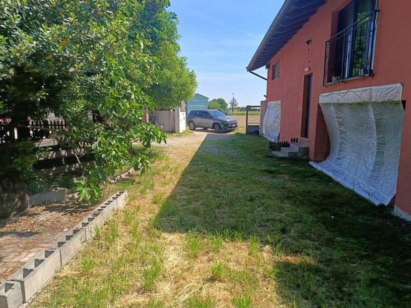 Casa indipendente in Cantone Corno 22, Casale Monferrato — foto 3 di 5