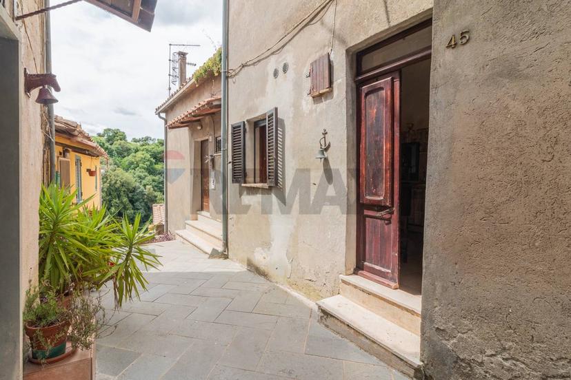 Bilocale in Via del Fiore 45, Ischia di Castro — foto 3 di 5