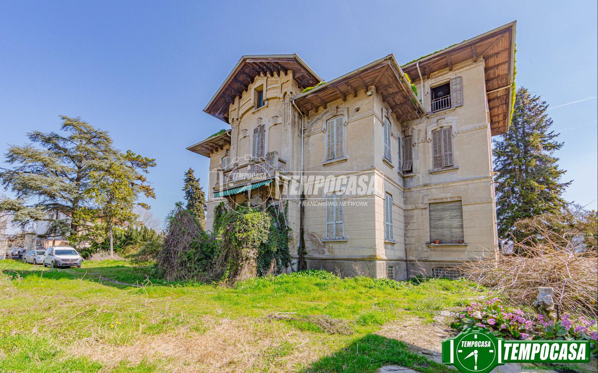 Villa in Via Roma, Lungavilla