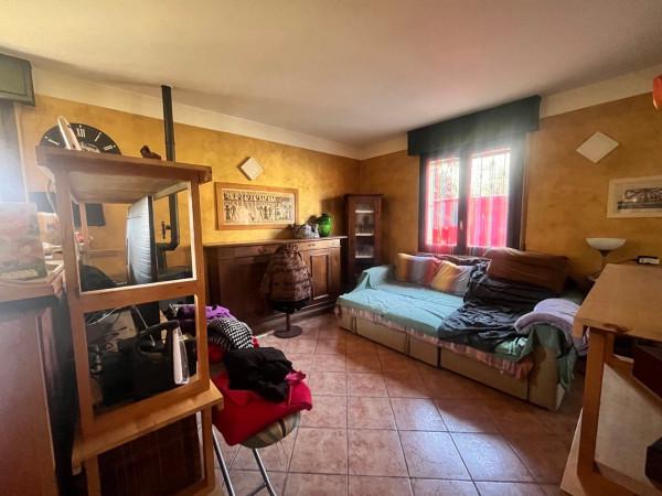 Villa in Via Giovanni Alberini 7, Gualtieri