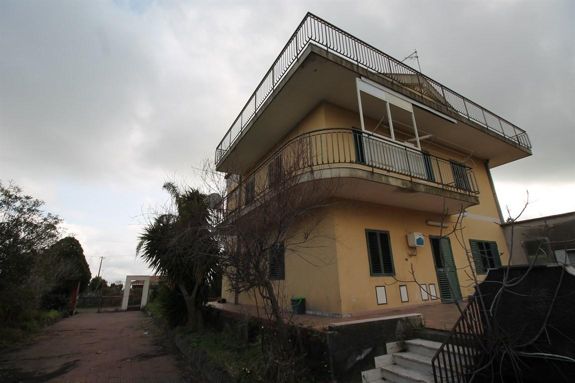 Villa in Via  Carlo Alberto dalla Chiesa 11/13, Tremestieri Etneo