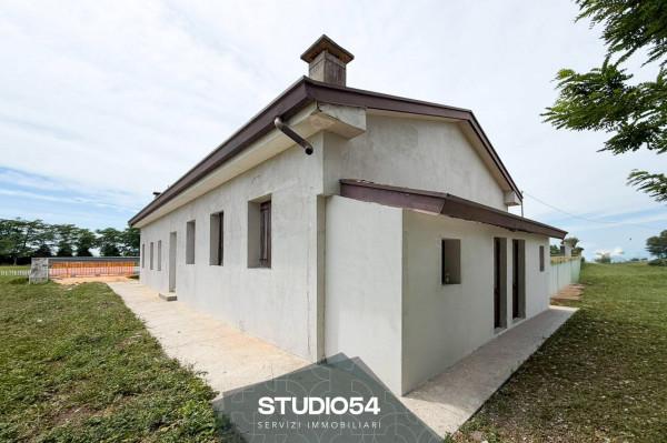 Trilocale in Via Caposile 22, San Donà di Piave