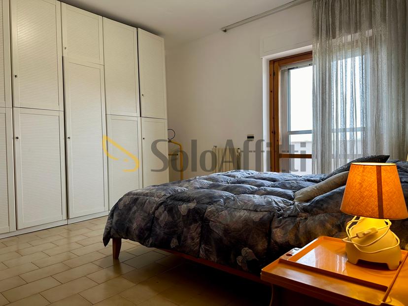 Stanza in appartamento in Via dei Fenici, Latina