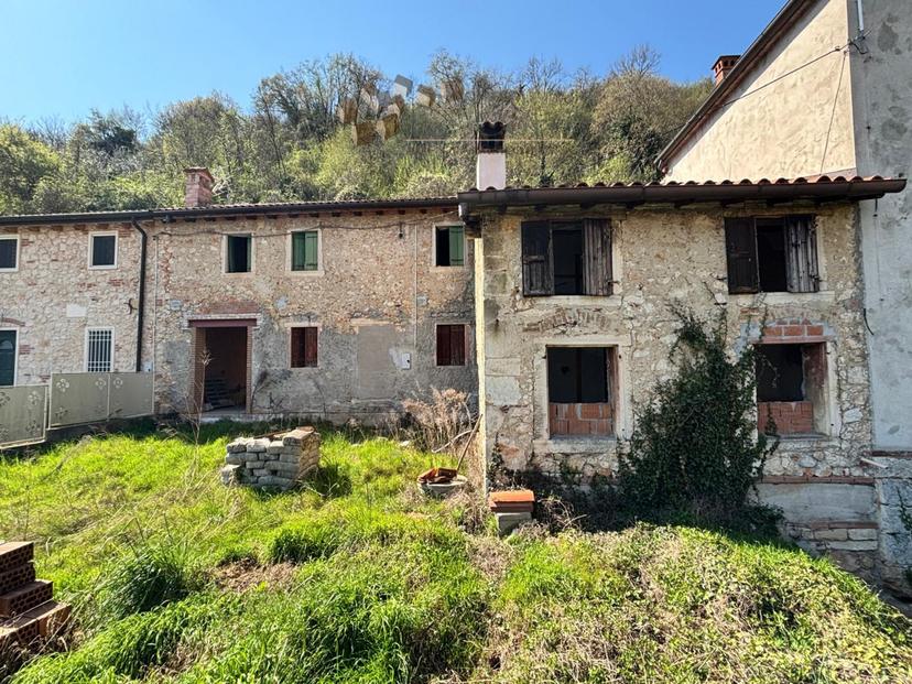 Villa a schiera, Villaga — foto 4 di 5