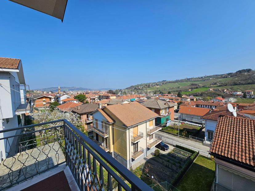 Villa bifamiliare in Via Chiampo 11, Alba — foto 5 di 5