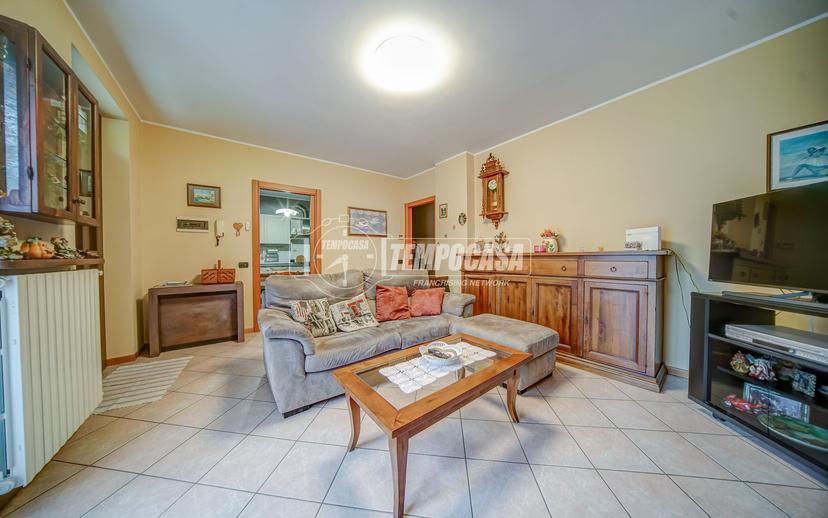 Villa a schiera in Via Guido Rossa 10/B, Cairate — foto 4 di 5