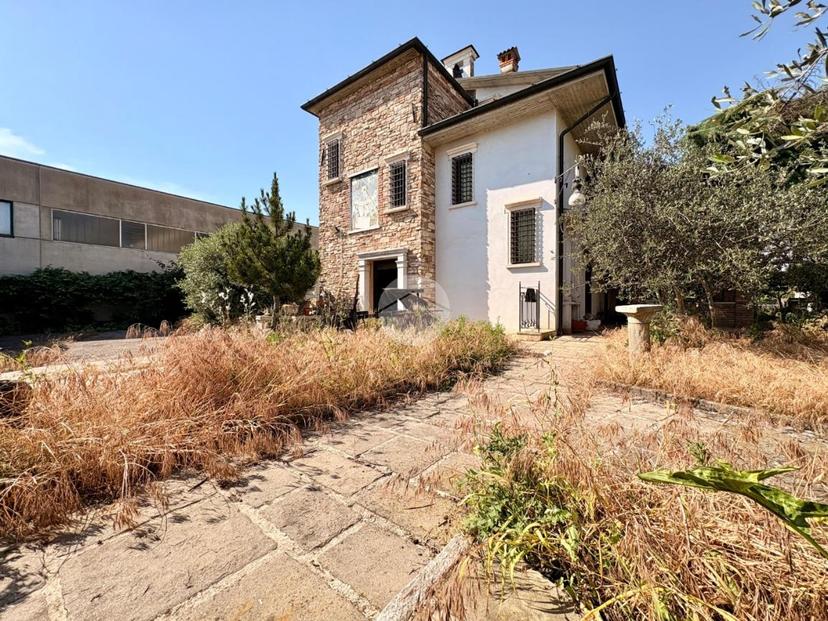 Villa in Via Picenengo 11, Sesto ed Uniti — foto 2 di 5