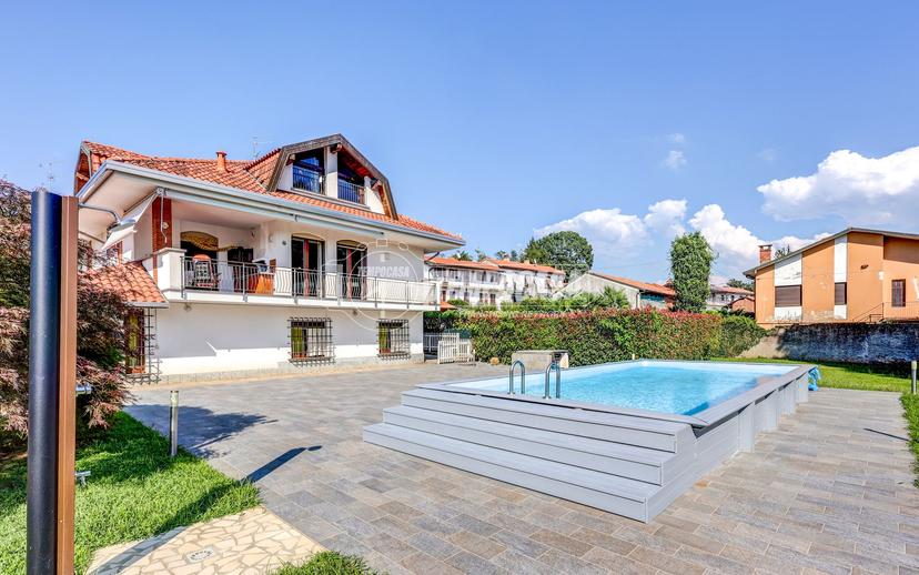 Villa in Via Sottoronco, Varallo Pombia — foto 2 di 5