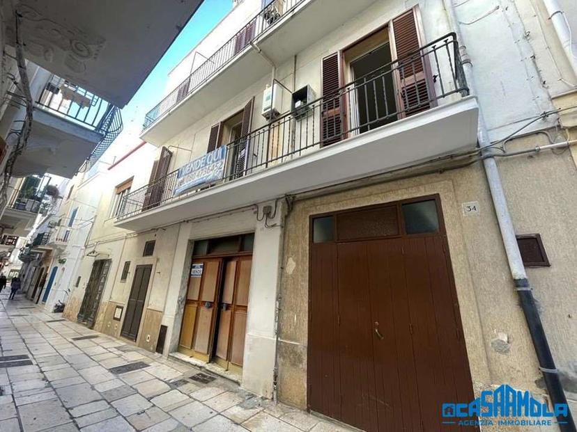 Appartamento in Via Francesco Crispi 32, Mola di Bari