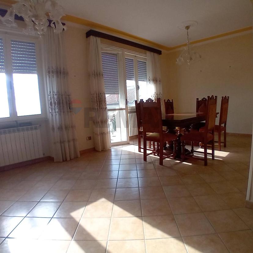 Trilocale in Via Alessandro Volta 13, Monte Romano — foto 3 di 5