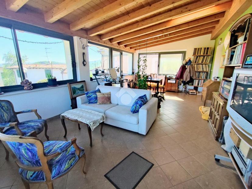 Casa indipendente in Frazione Vigana 5, Dernice — foto 2 di 5