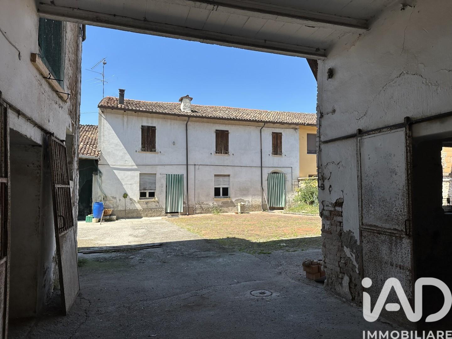 Casa indipendente in Via Trento 117, Acquanegra sul Chiese