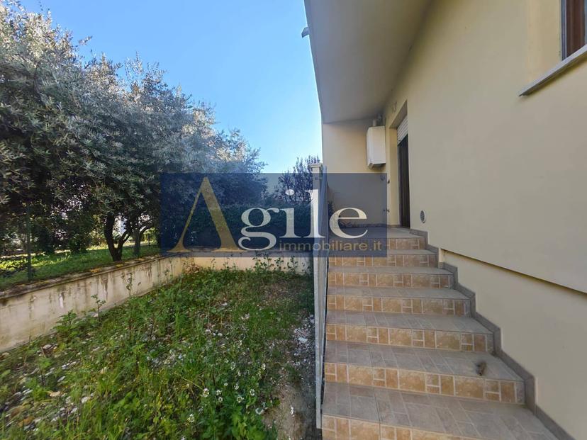 Villa a schiera in Via Garibaldi, Sant'Egidio alla Vibrata — foto 5 di 5