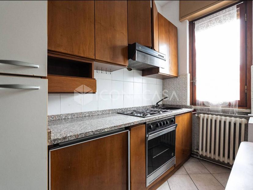 Monolocale in Via Luigi Cadorna 19, Carugo — foto 4 di 5