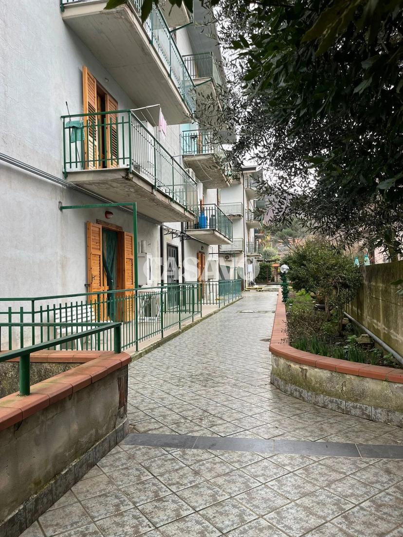 Trilocale in Via Taverna Campanile 291, Monteforte Irpino — foto 3 di 5