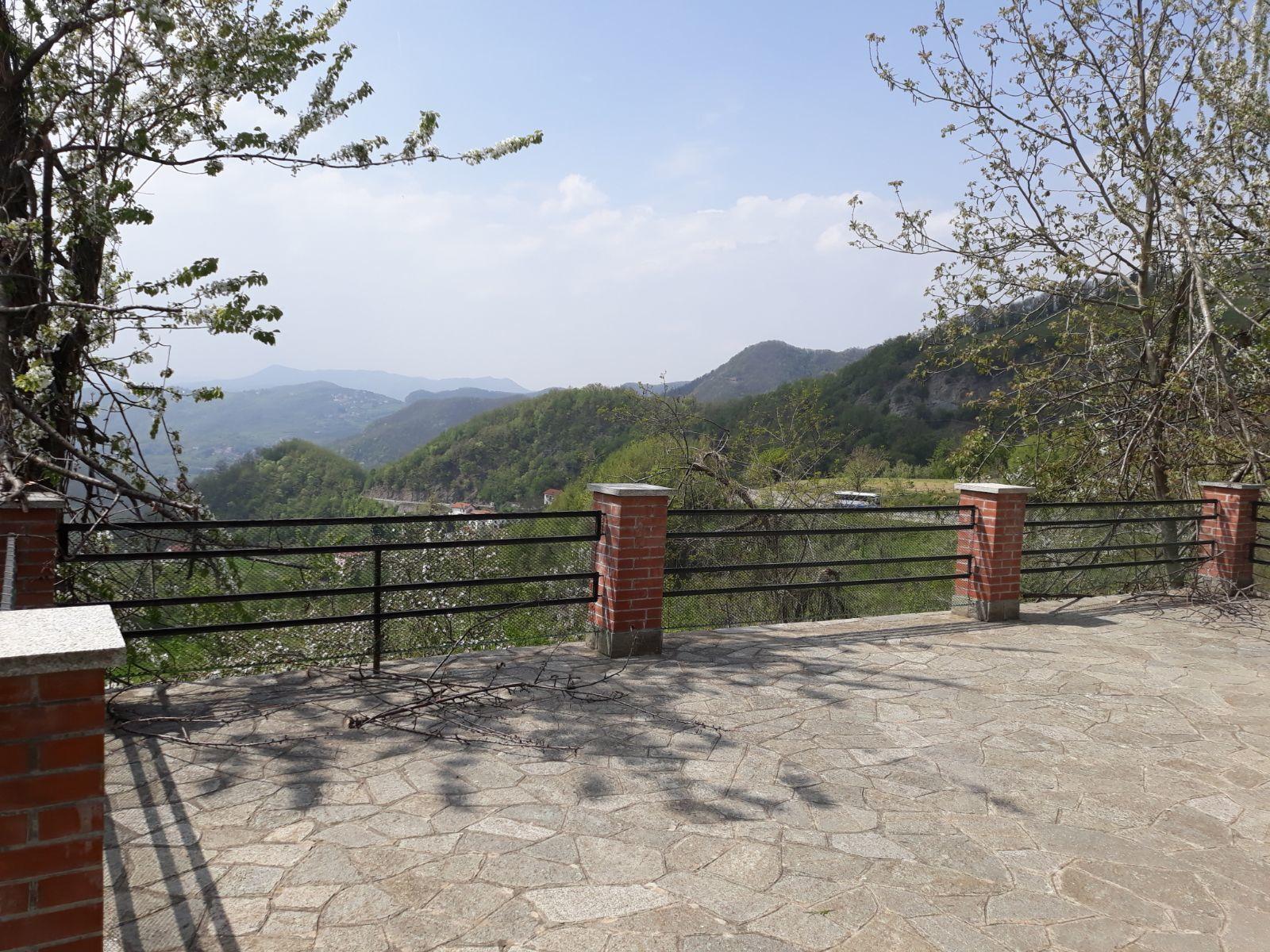Appartamento in Via Busalla, Crocefieschi