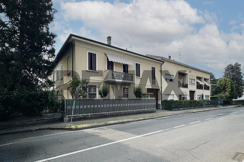 Trilocale in Via Milano 3, Giussano — foto 4 di 5