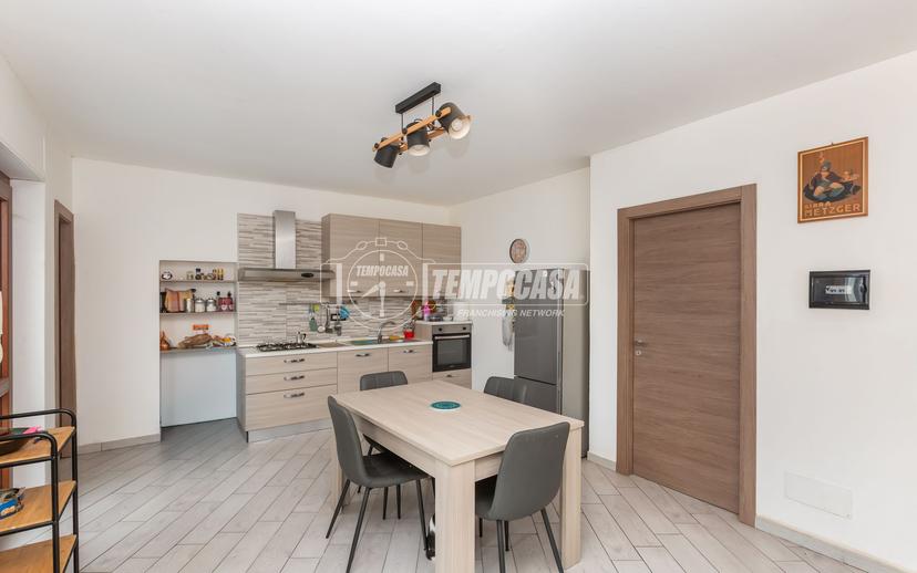 Trilocale in Via Cairoli 13, Moncalieri