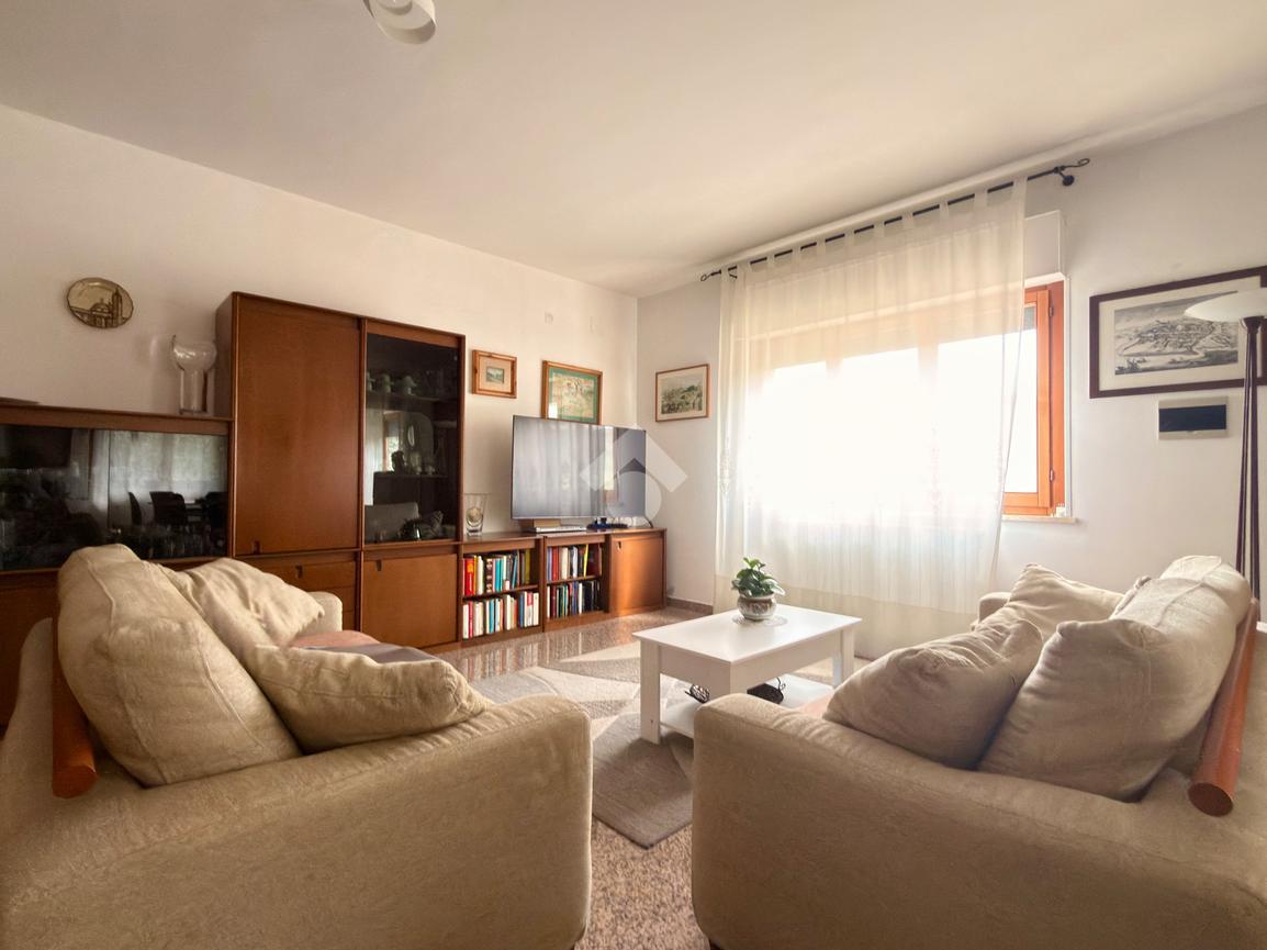 Villa a schiera in Via dei Giacinti 29, Ascoli Piceno