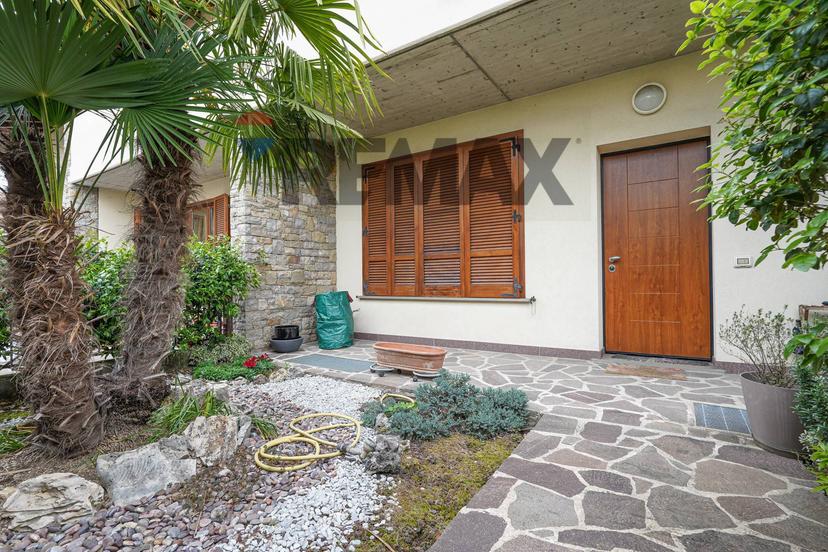 Villa a schiera in Via Moroni 38, Ponte San Pietro — foto 3 di 5