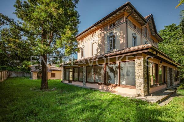 Villa plurifamiliare in Via Montello 8, Varese — foto 4 di 5