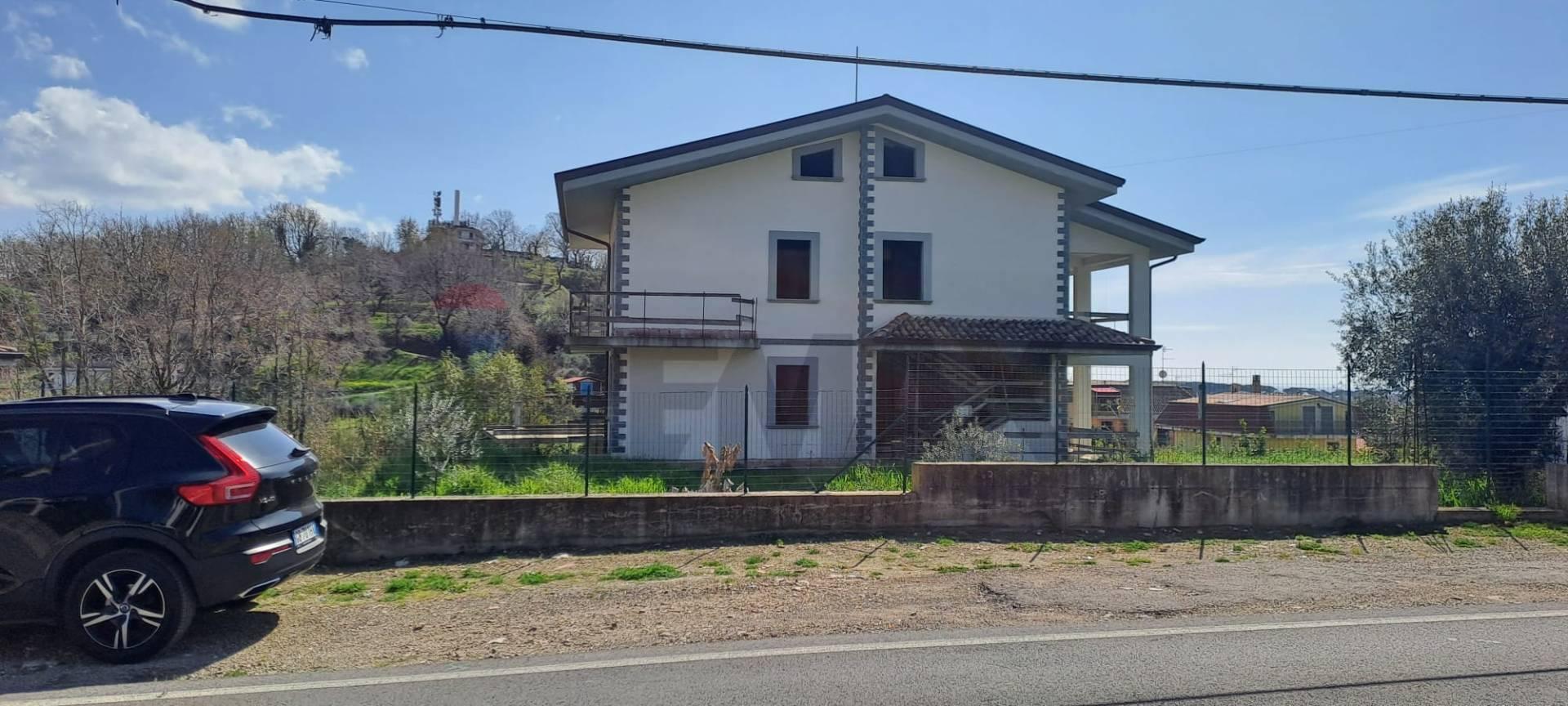 Villa, Minturno