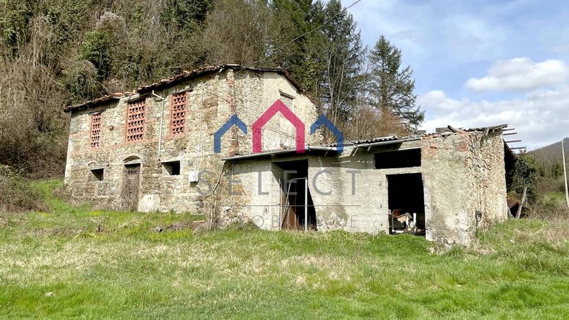 Rustico in Loc. Solceta, Castiglione di Garfagnana — foto 3 di 5