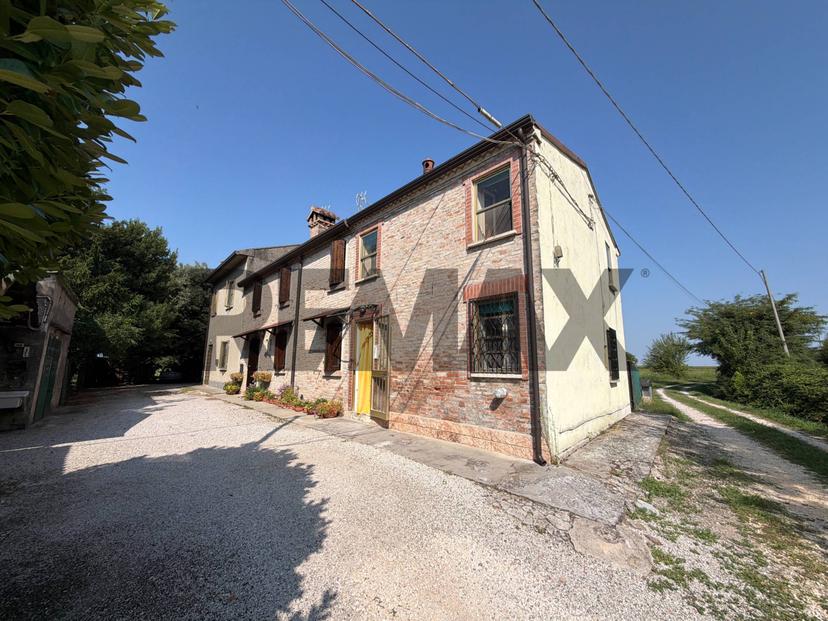 Trilocale in Via Capriolo 37, Copparo