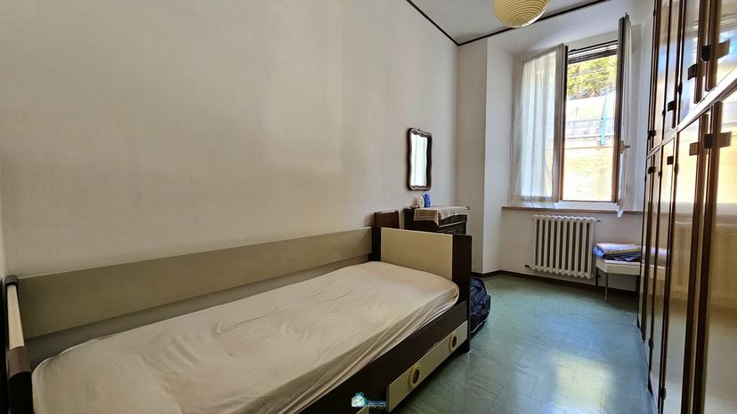 Quadrilocale in Via Persiani 18, Ancona