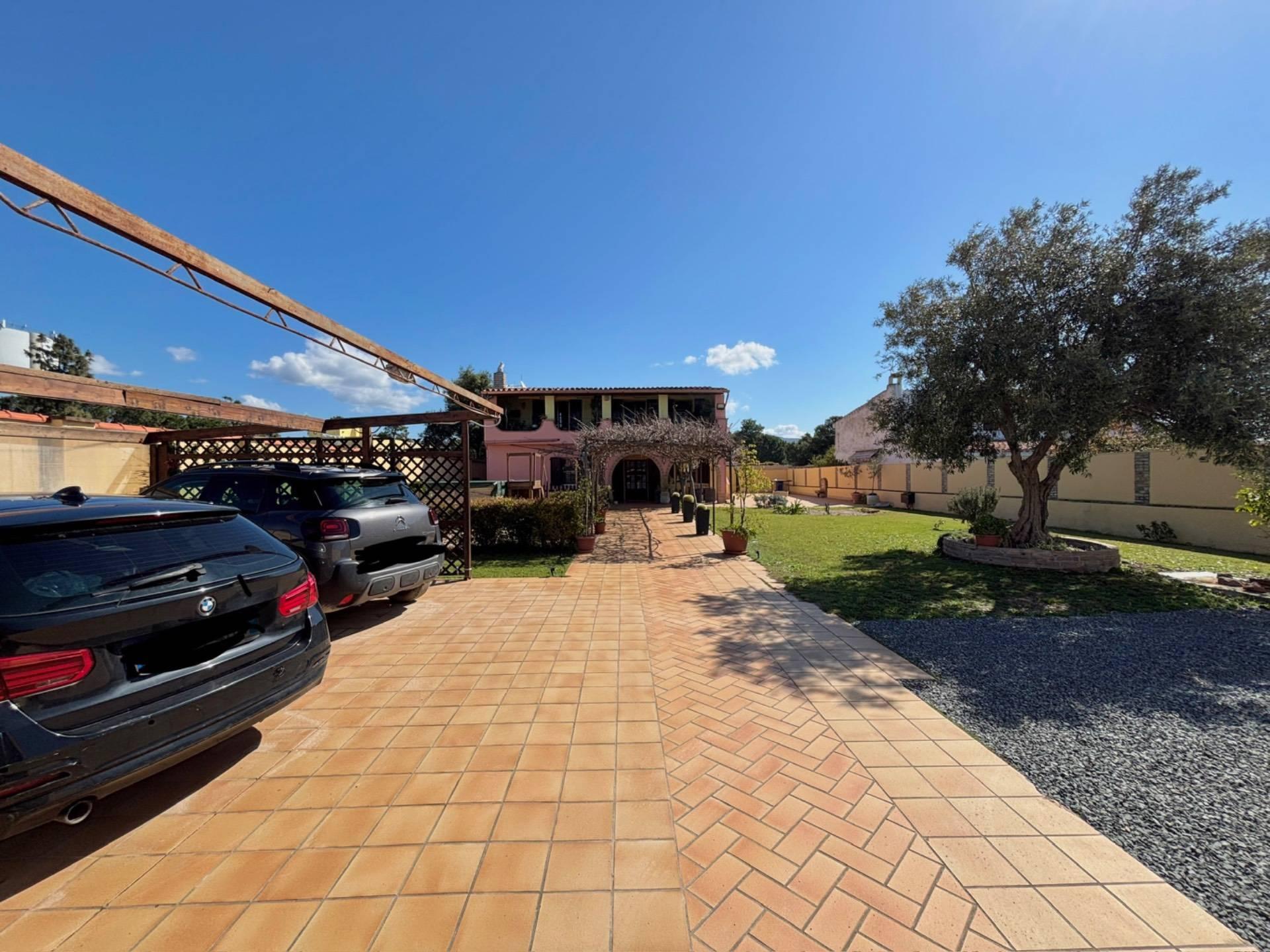 Villa in Via Lago Mulargia 15, Quartu Sant'Elena